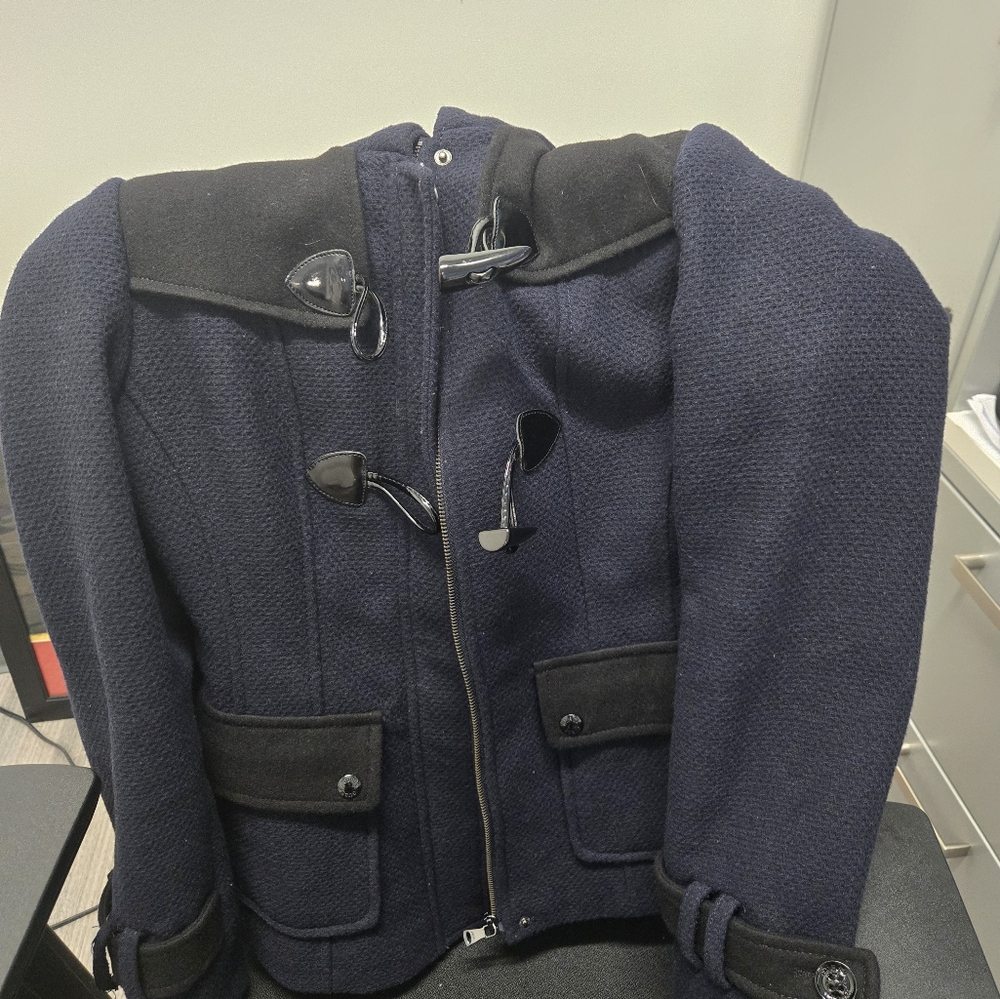 COAT - Picture 8 of 8